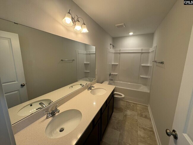Building Photo - 1129 Crescent Corner Dr