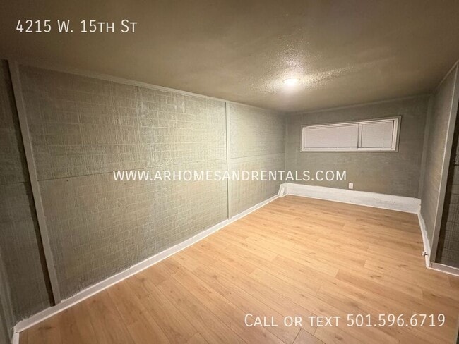 Building Photo - 4215 W 15th St