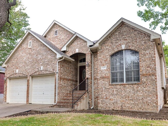 Building Photo - 1806 Chasewood Dr