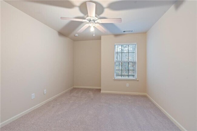 Building Photo - 3879 Brockenhurst Dr