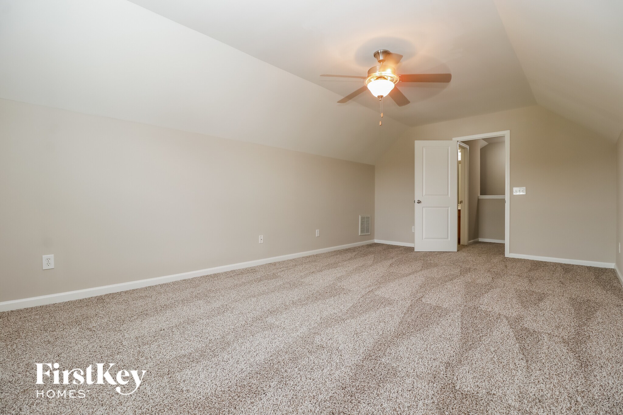 Building Photo - 115 Marinella Dr