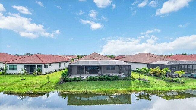 Building Photo - 645 Maraviya Blvd