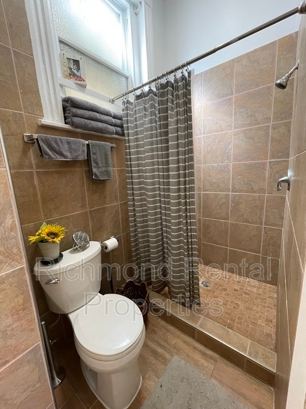 Building Photo - 1603 Hanover Ave