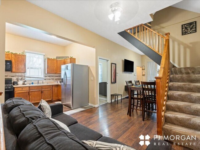 Building Photo - South Omaha Charm -Half off the 1st months rent!