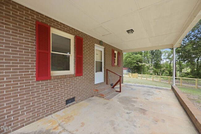 Building Photo - 763 Tingen Rd