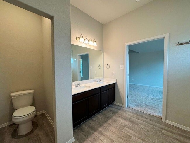 Building Photo - 295 Rimrock Ct