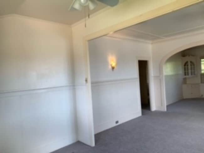 Building Photo - H292ach