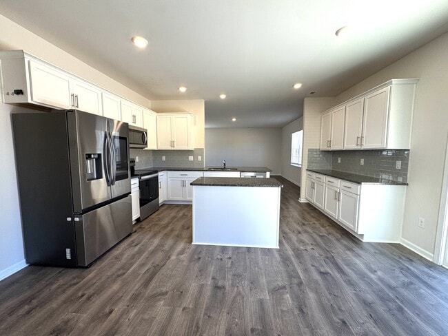 Building Photo - 937 Ocean Ct