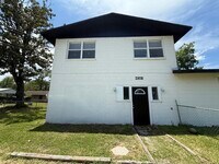 Building Photo - 2418 Pullman Ave