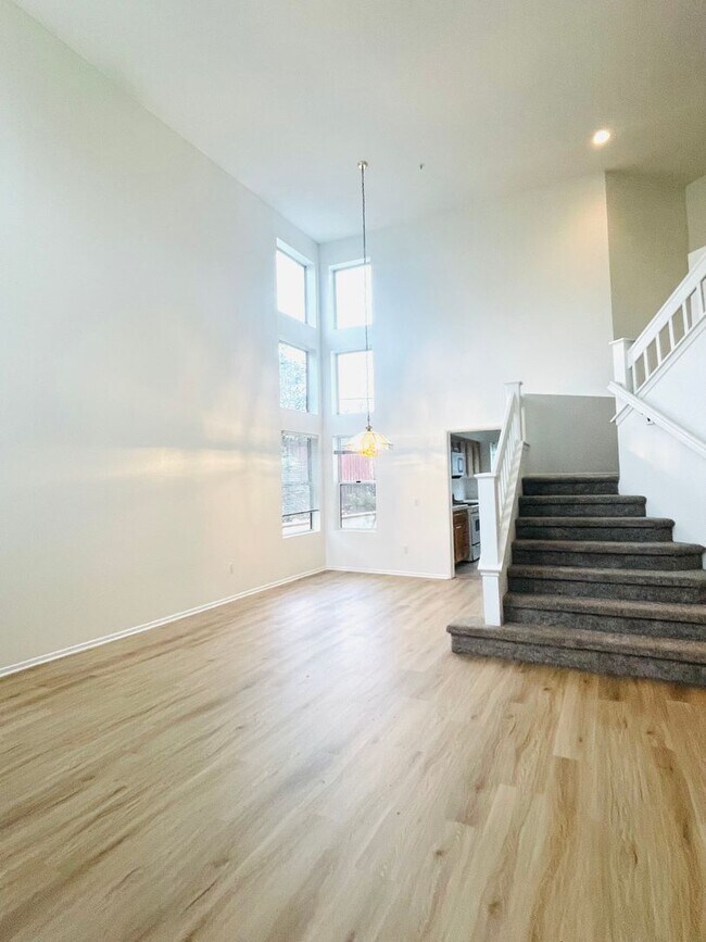 Building Photo - Heart of Ventura Living: Elegant Two-Story...