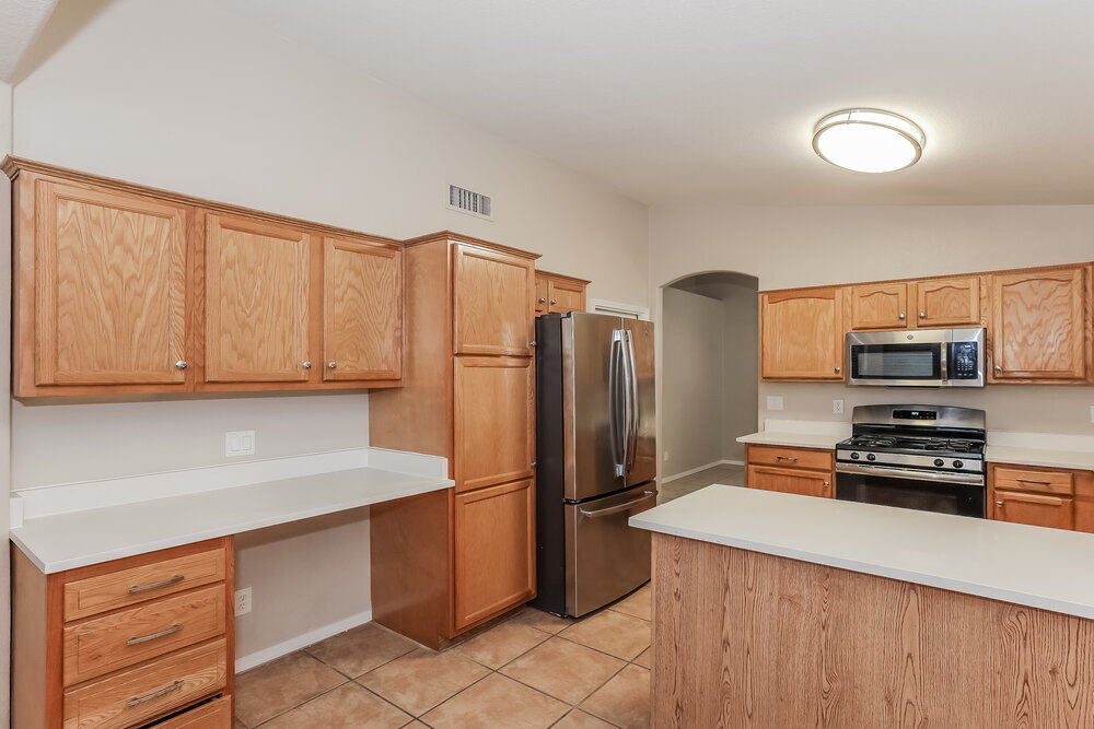 Building Photo - 118 W Tumbleweed Ct