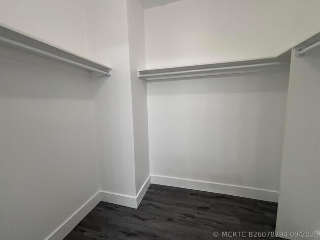 Building Photo - 3930 Sabal Way