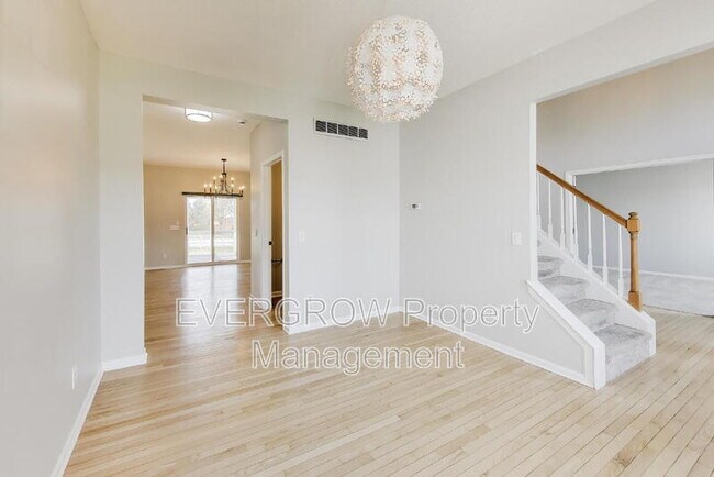 Building Photo - 14175 Nicholas Dr