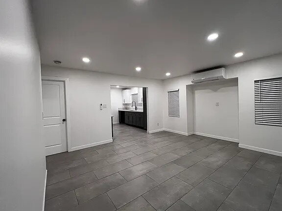 Building Photo - beautiful completely redone property ready to accept long term tenants