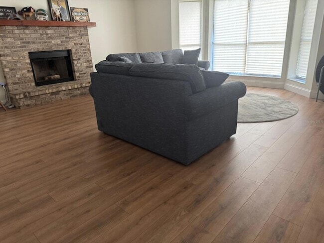 Building Photo - 581 Woodlawn Terrace