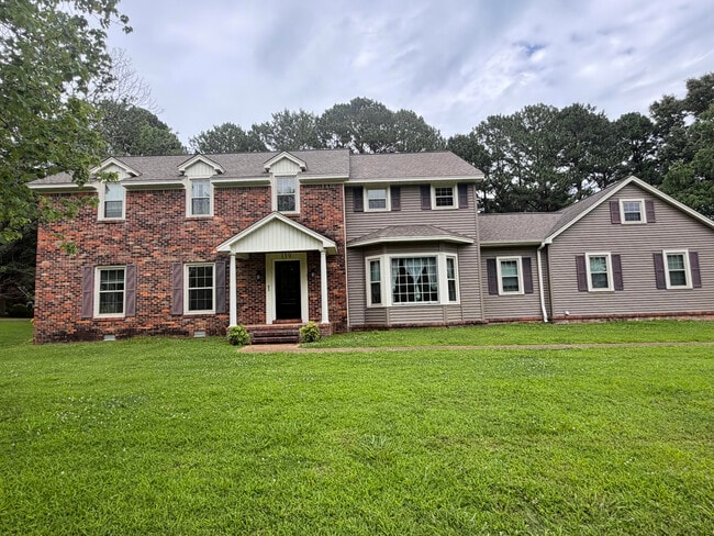 Building Photo - 139 Mockingbird Ln