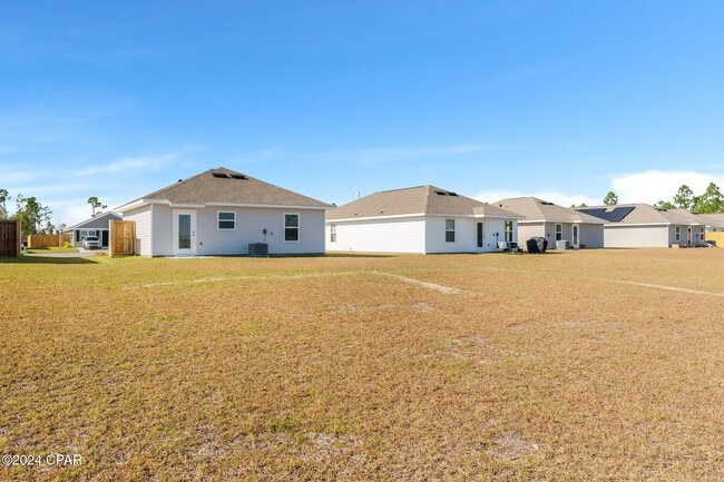 Building Photo - 7202 Madison Sq Dr