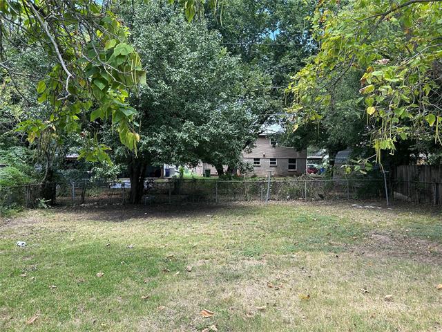 Building Photo - 14419 Briarcrest Dr