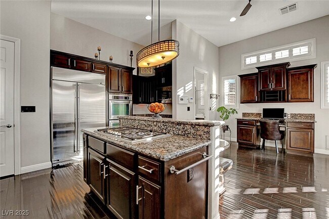 Building Photo - 1704 Choice Hills Dr