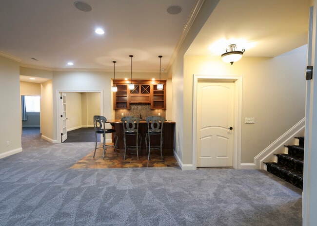 Building Photo - 9020 Whisperinghill Dr