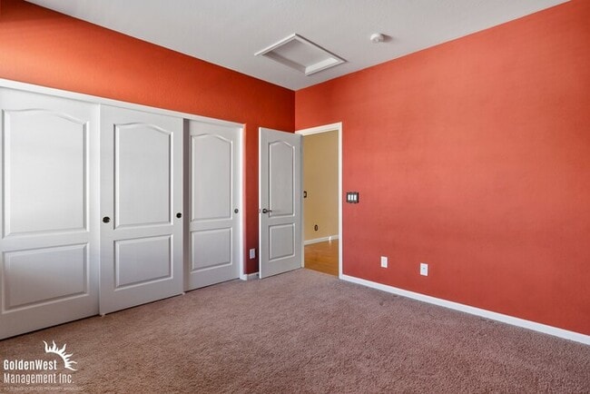 Building Photo - Beautiful 4Bdm 2.5Ba Tuscan-Inspired Home Located in the Norterra Area of Phoenix!