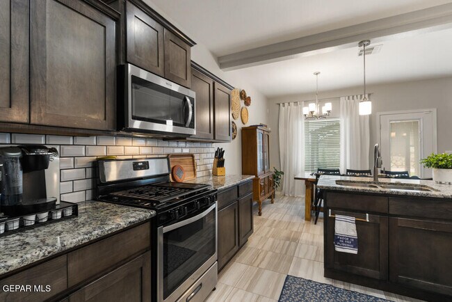 Building Photo - 14912 Louis Baudoin