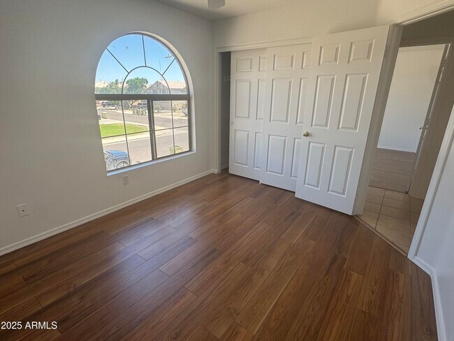 Building Photo - 6416 N 78th Ln