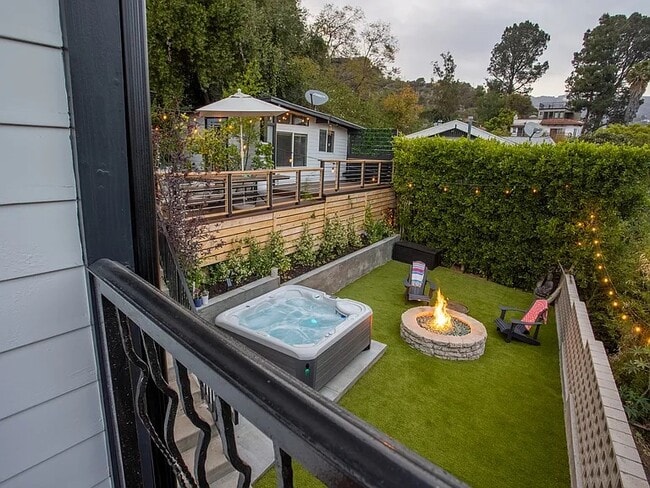 Building Photo - 2597 Dearborn Dr