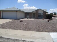 Building Photo - 4607 E Bohl St