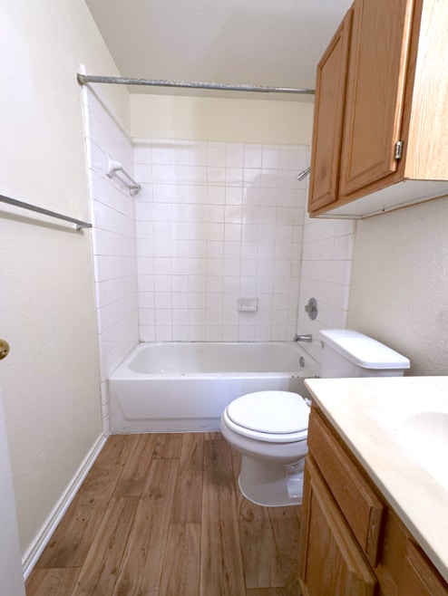 Building Photo - 1108 Horizon Dr