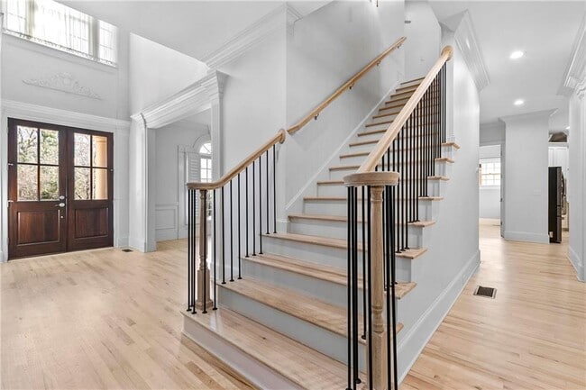 Building Photo - 7665 Ledgewood Way