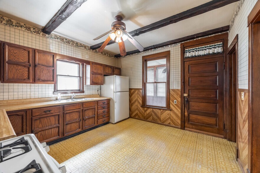 Building Photo - 5311 W Berenice Ave