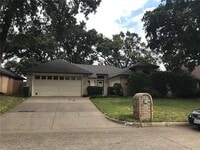 Building Photo - 509 Baylor Dr
