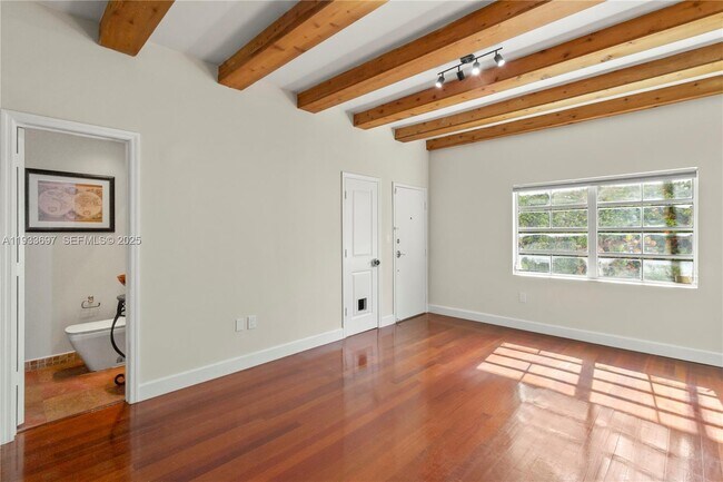 Building Photo - 1605 Euclid Ave