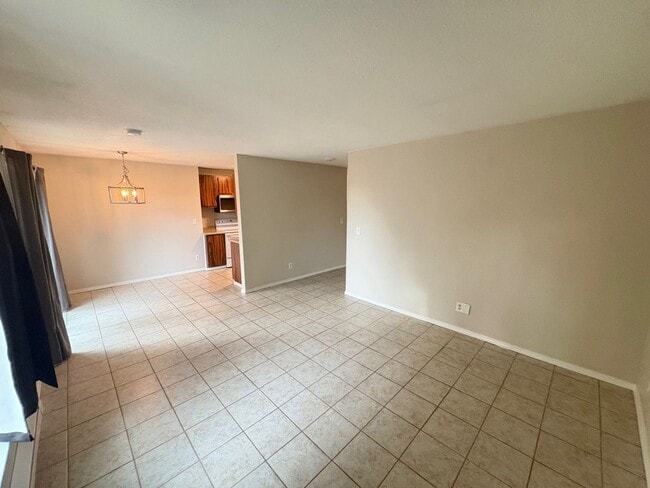 Building Photo - 3895 E Leonesio Dr