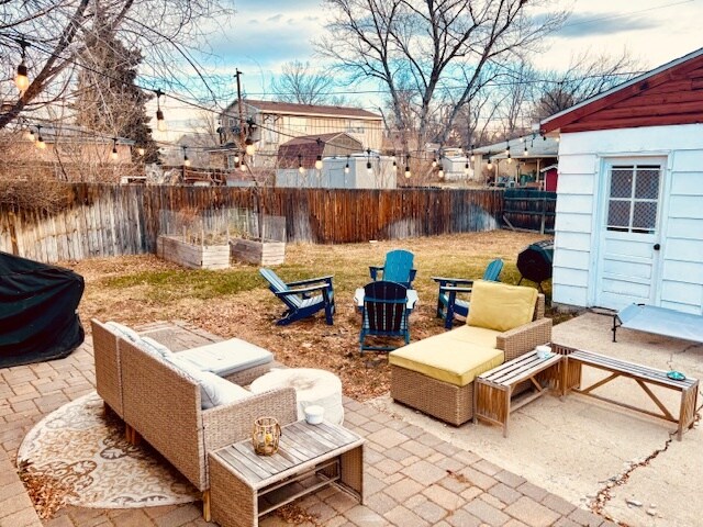 Building Photo - 6174 Otis St