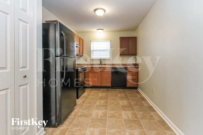 Building Photo - 2287 Cedarmill Dr