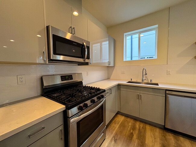 Building Photo - 18526 Wallingford Ave N