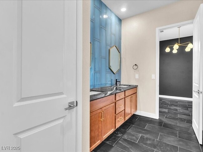 Building Photo - 11837 Grassy Pln Ave