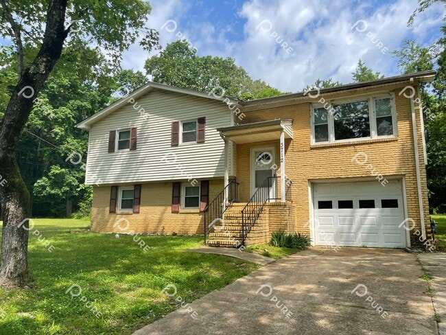 Building Photo - 3712 Fox Trail Cir NW
