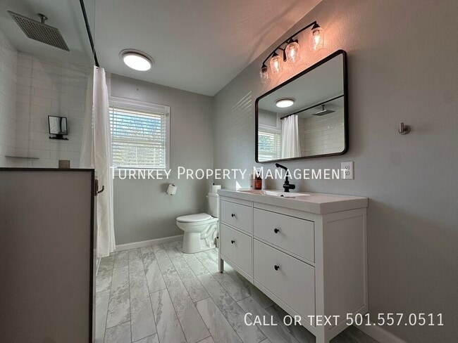 Building Photo - 708 N Charles St