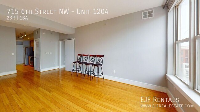 Building Photo - 715 6th St NW