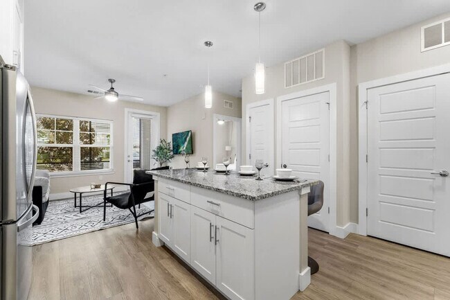 Building Photo - 12595 Windy Pointe Lp