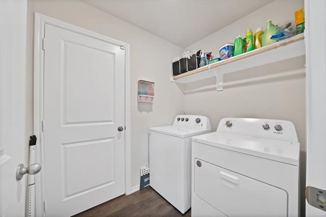 Building Photo - 2117 Ocelot St