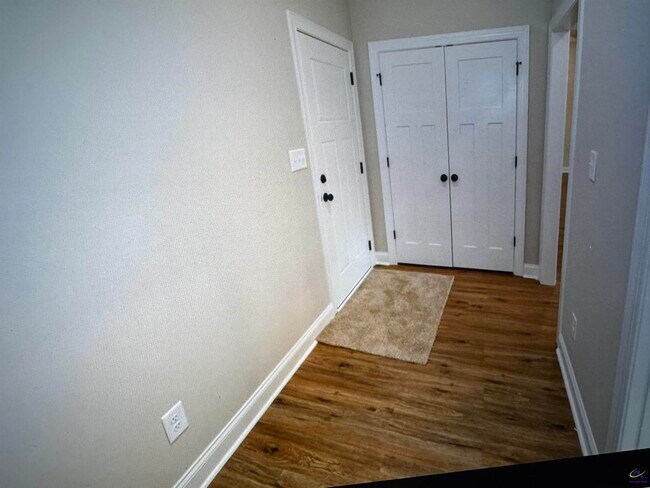 Building Photo - 104 Sutter Butte PL