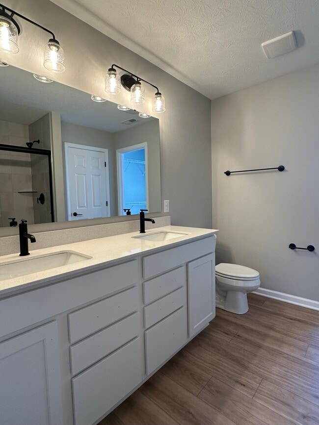 Building Photo - 17458 Ebling Trl