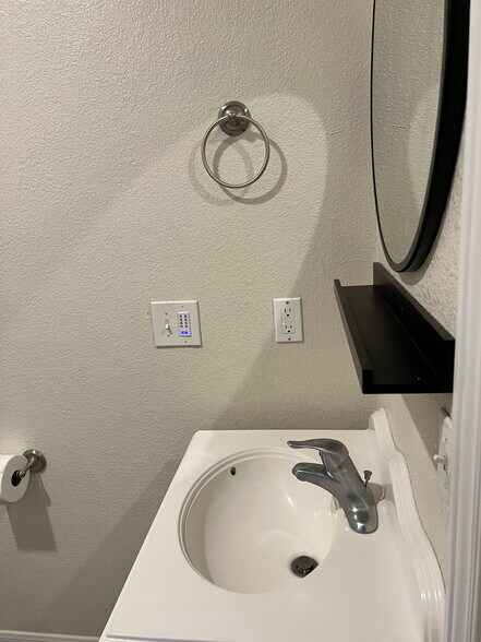 Bath - 11070 Densmar Rd