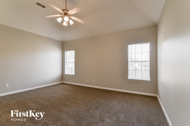 Building Photo - 10178 Rathmore Dr