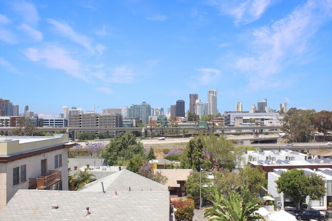 Building Photo - Stunning 2B/2BA Condo w/ Downtown Views, A...