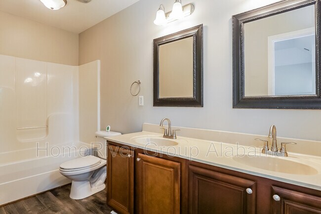 Building Photo - 553 Village Springs Ln